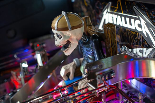 Stern Pinball x Metallica Remastered - 2024 Premium Model, 
